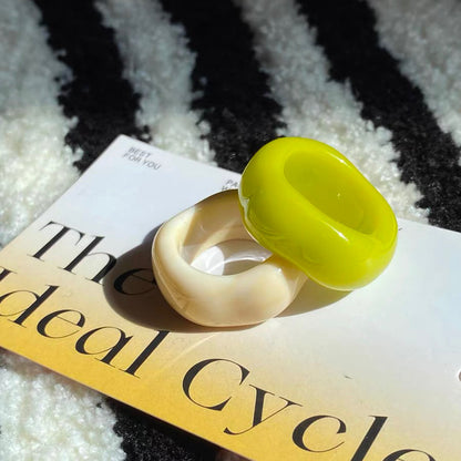 Irregular Wide Large Chunky Rings for Women Vintage Crystal Resin Autumn Winter Geometric Stacking Wear Finger Jewelry